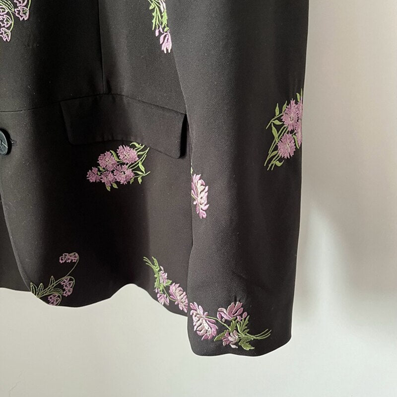 Floral Embroidery Black Blazer