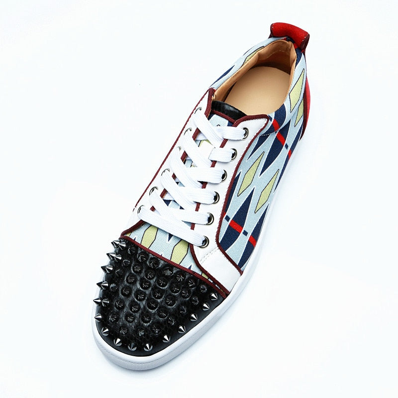 Rivets Toe Lace Up with Shape Printed Design Men Sneaker