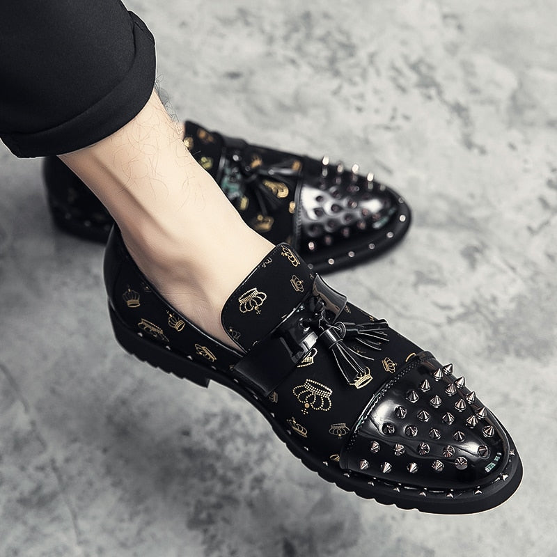 Crowns Printing Decorated Fashion Leather Shoes