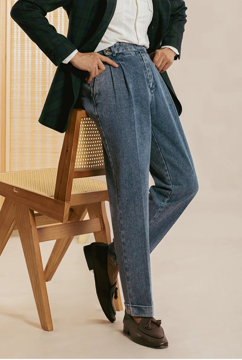 Double Pleated Washed Straight Jeans