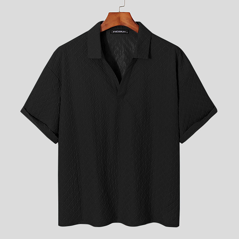 Geometric Twisting Diamond Embossed Polo Shirt