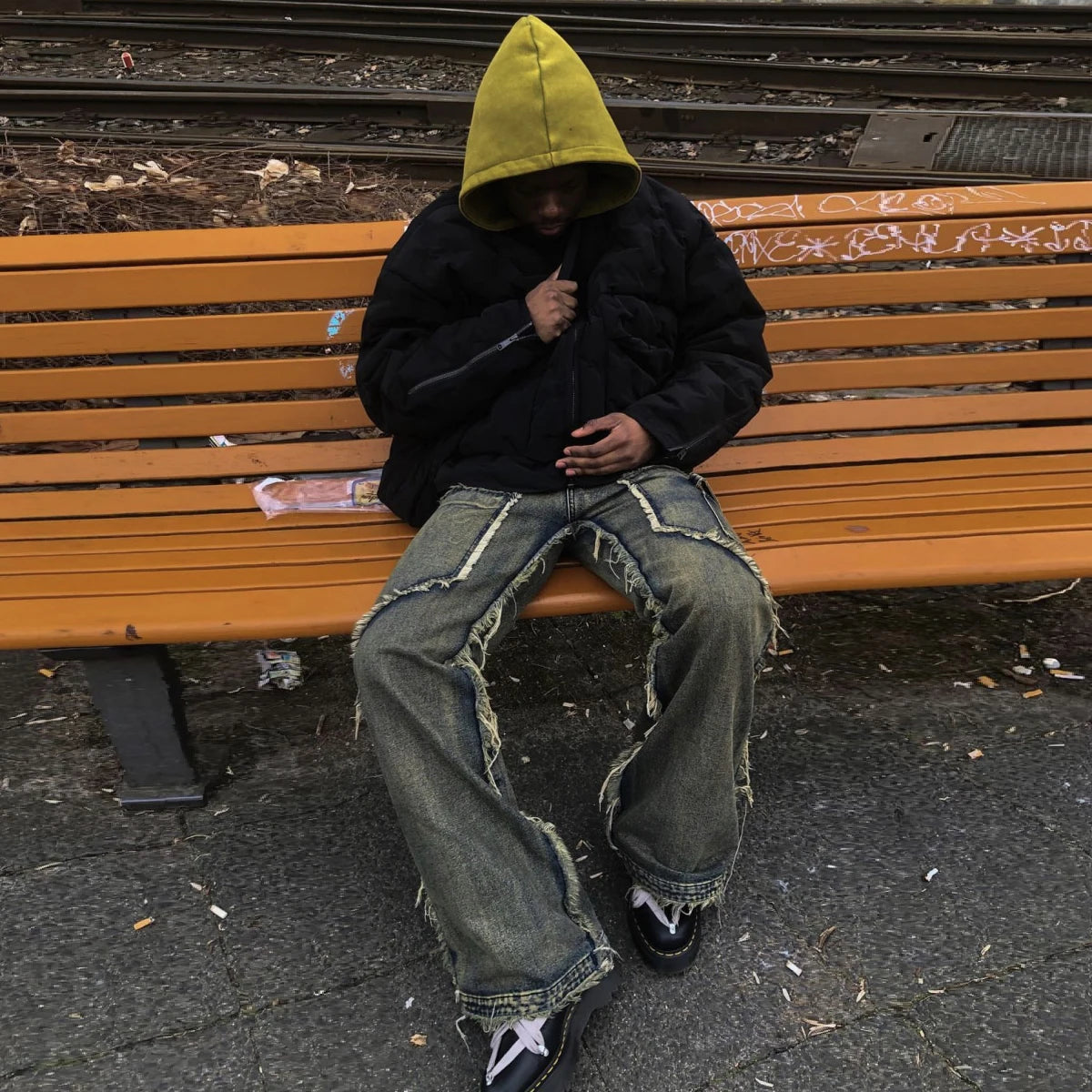 Washed Distressed Fringed Loose Jeans