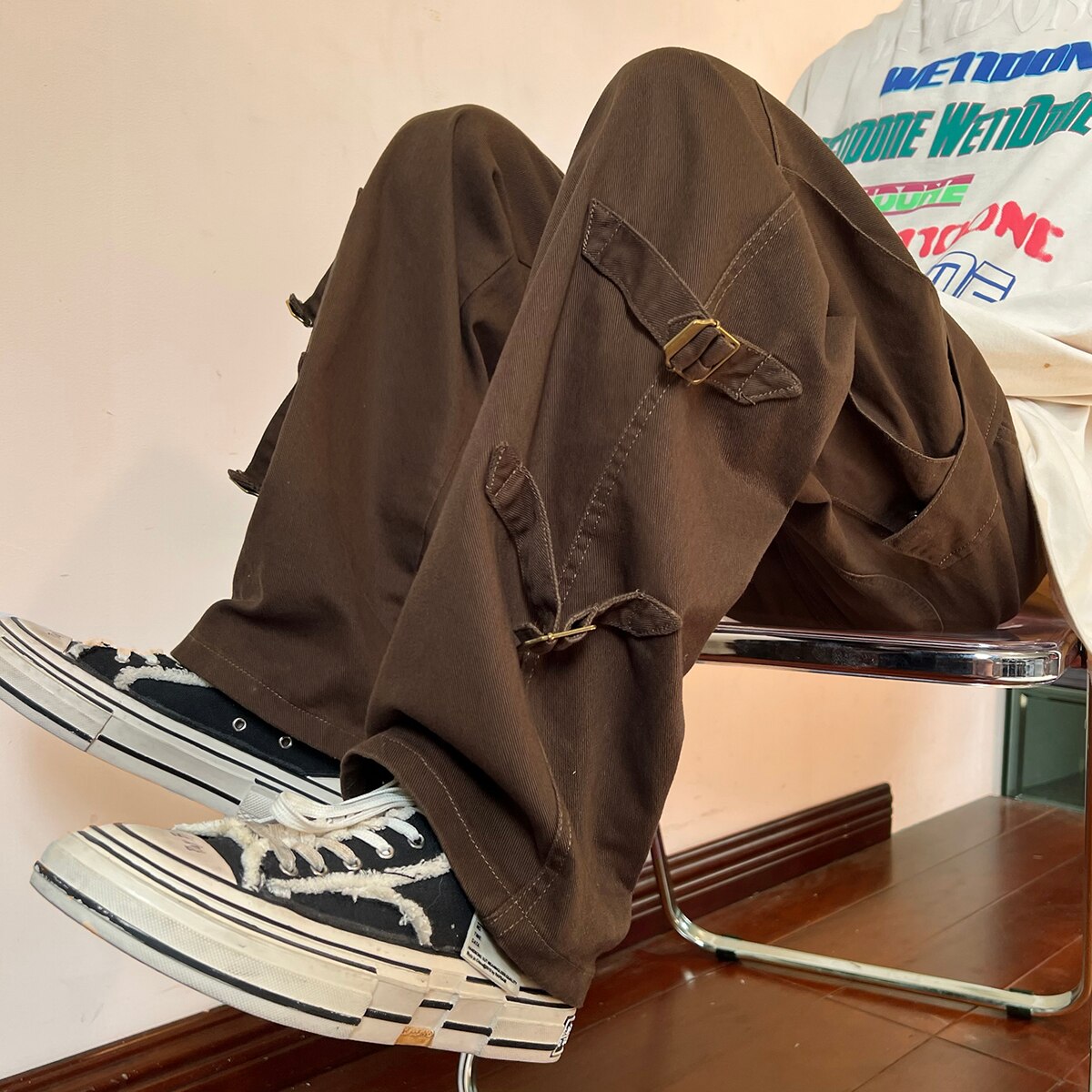 Street Buckle Side Baggy Jeans