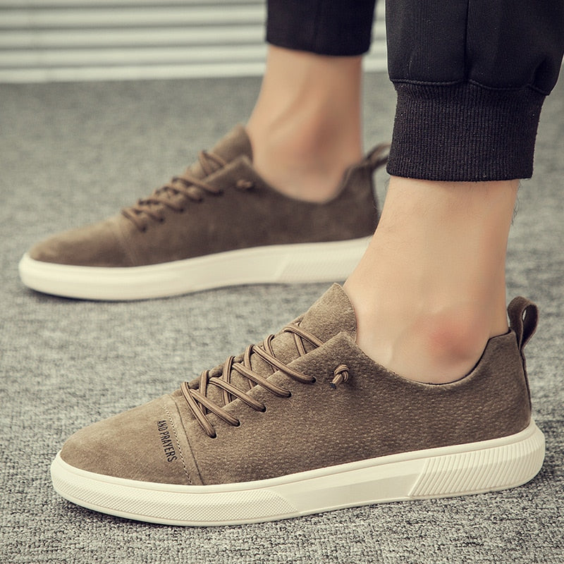 Suede Vintage Low Top Flat Soles Men Sneakers