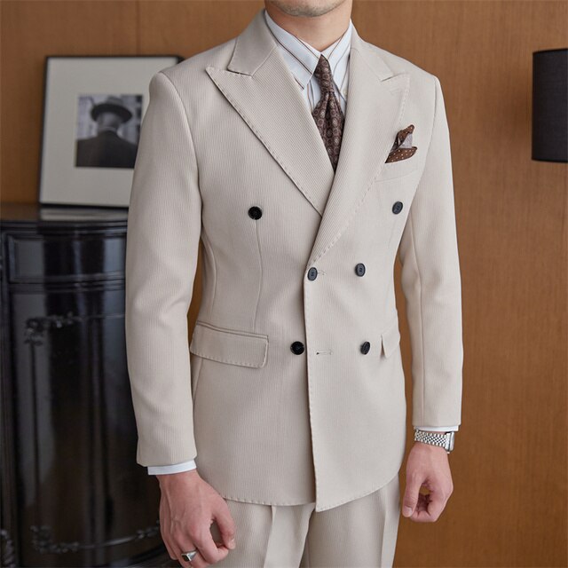 Solid Double Breasted Polyester Regular Suit