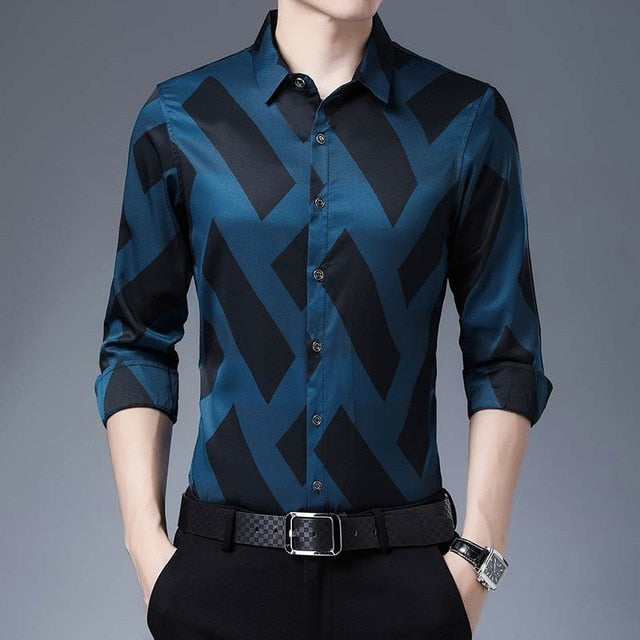 Diagonal Striped Pattern Long Sleeve Shirt
