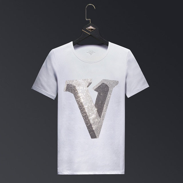 Monochrome V Letter Rhinestone Men Short Sleeve T-shirt