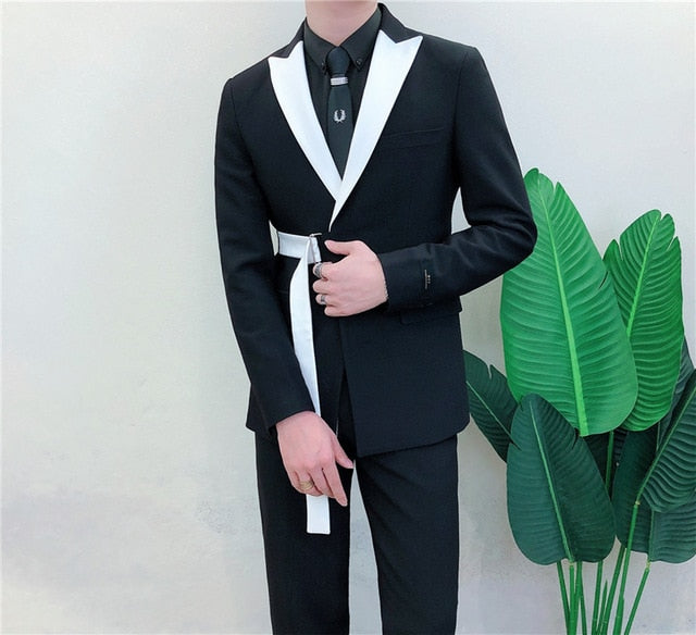 Asymmetrical Belt Accent Two Tone Men Blazer Suit