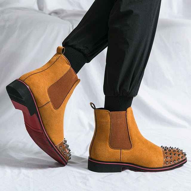 Rivet Decoration Solid Flock Boots