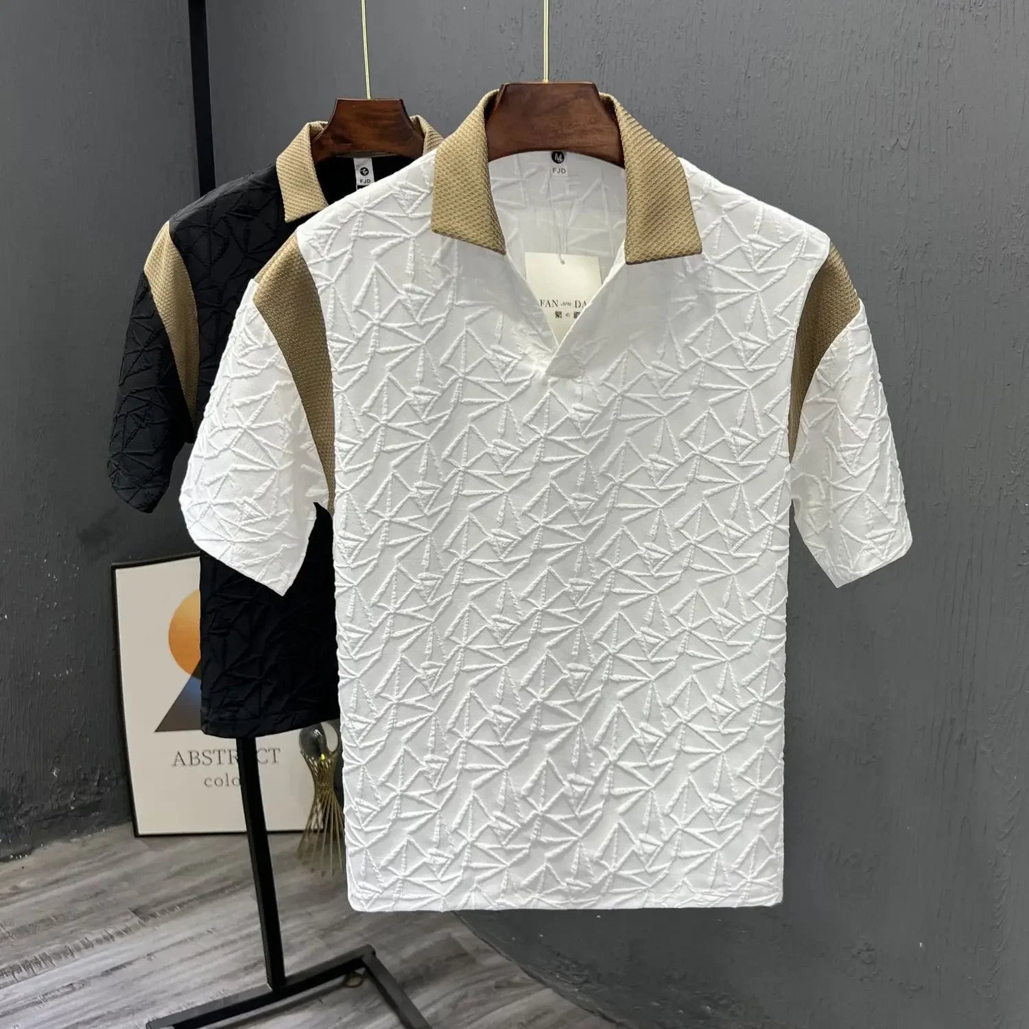 Geometric Textured Contrast Collar Polo Shirt