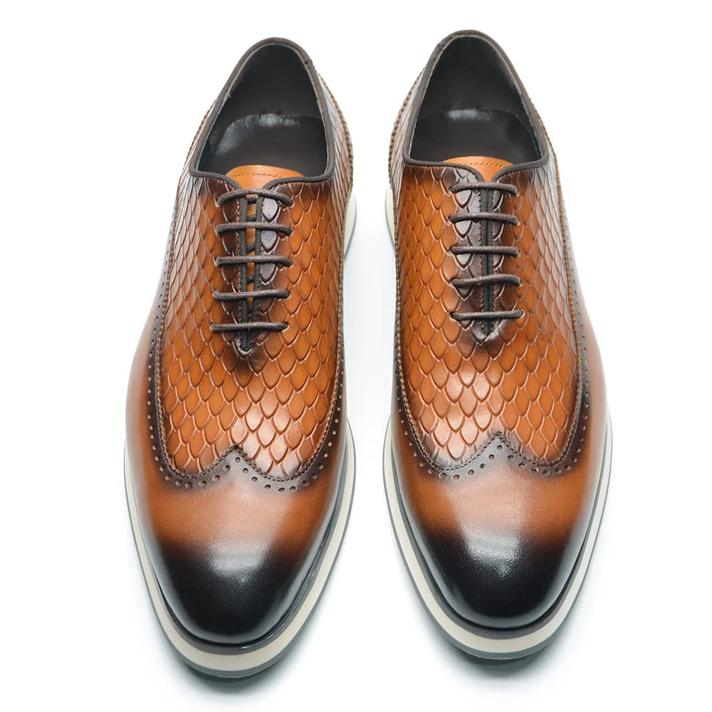 Chiseled Pattern Oxford Shoes