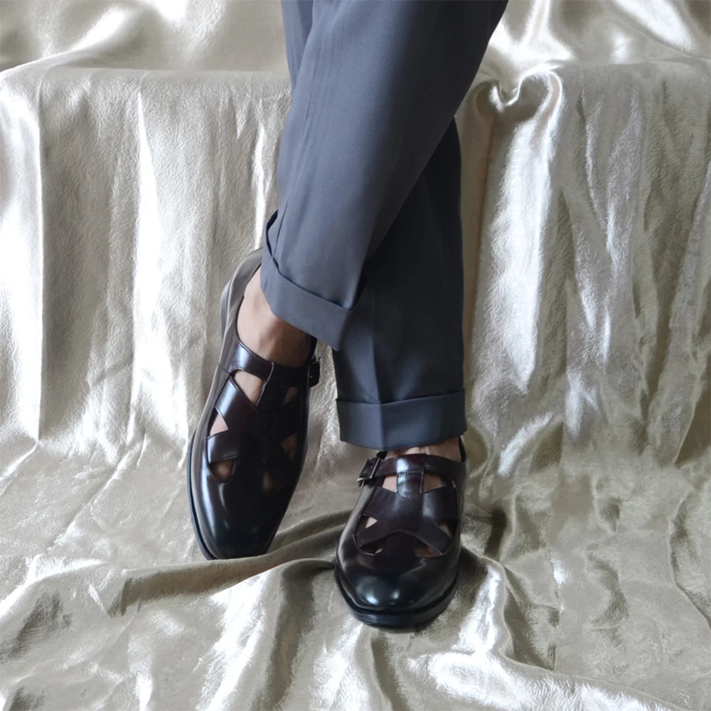 Buckle Strap Closed Toe Leather Shoes