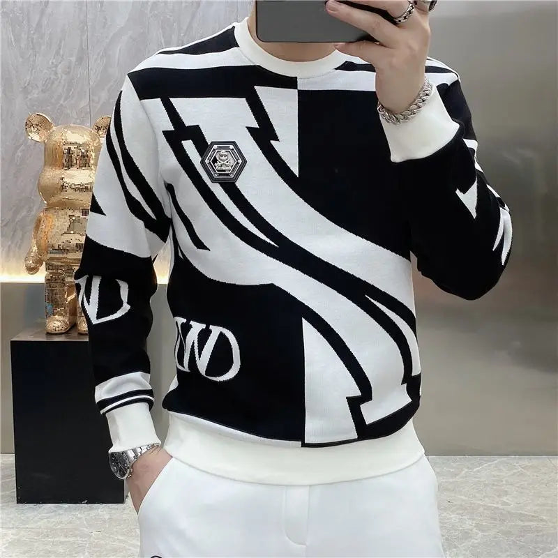 B&W Geometric O-Neck Sweater