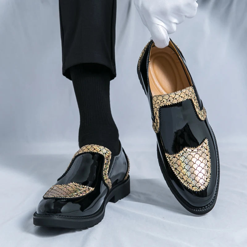 Shiny Geometric Pattern Leather Loafers