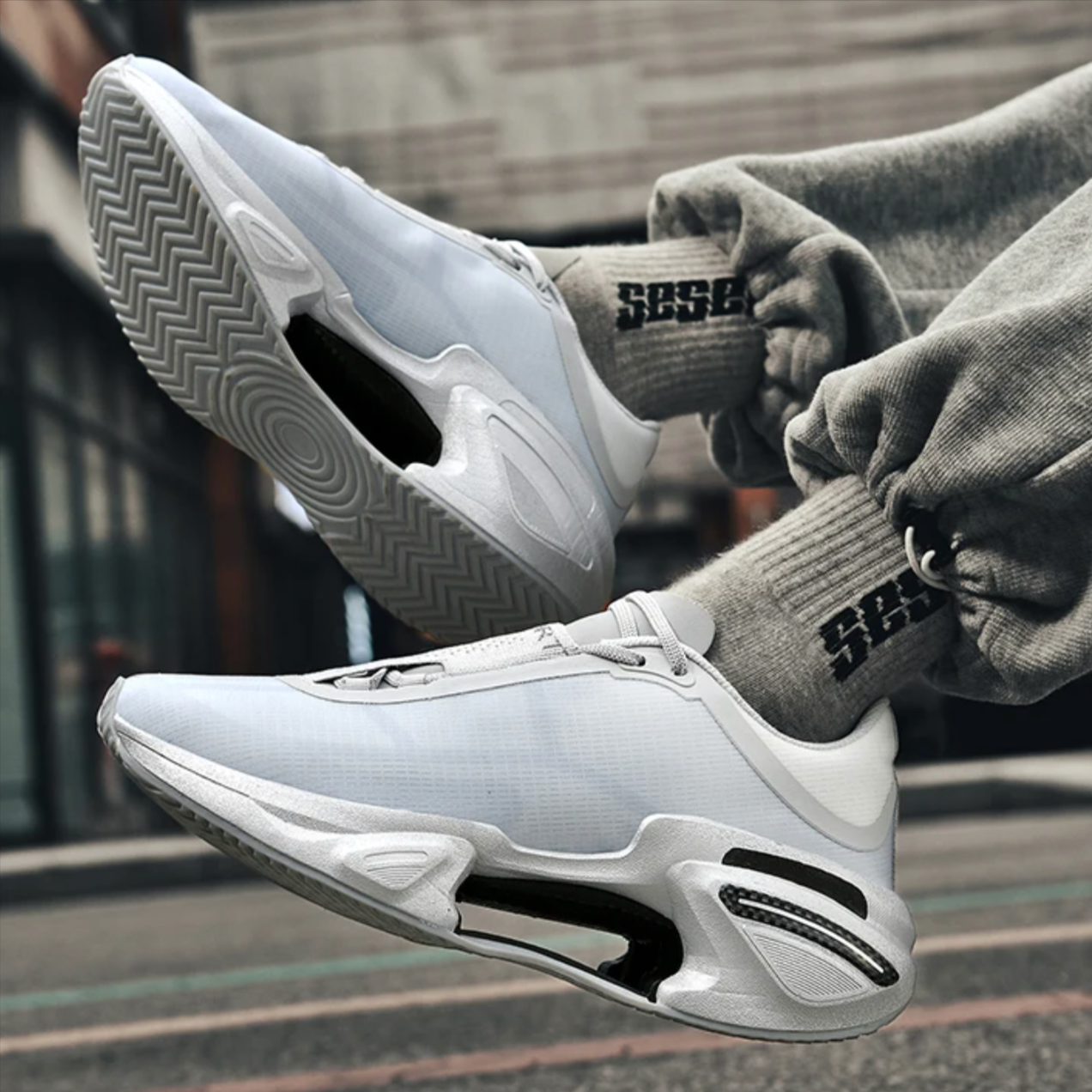 Breathable Lightweight Comfortable Sport Sneakers