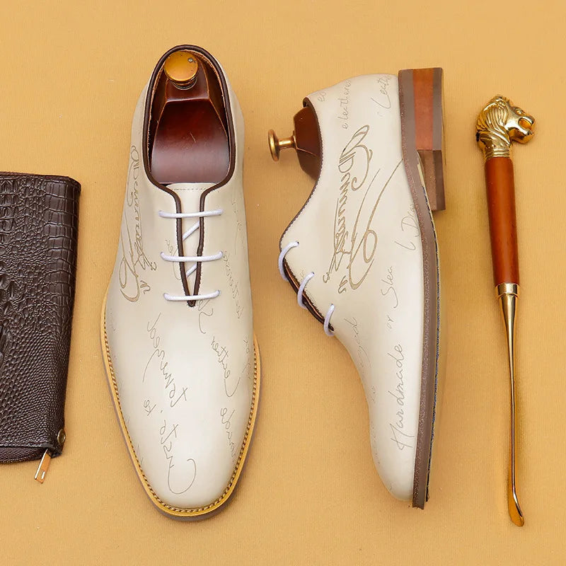 Italic Letter Pattern Leather Men's Shoes