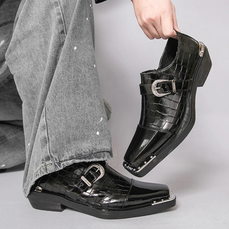Square Point Fake Crocodile Skin Pattern Shoes