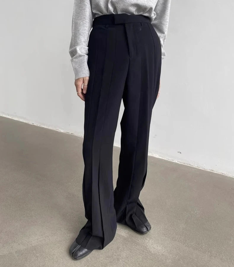 Classic Solid Pleated Straight Pants