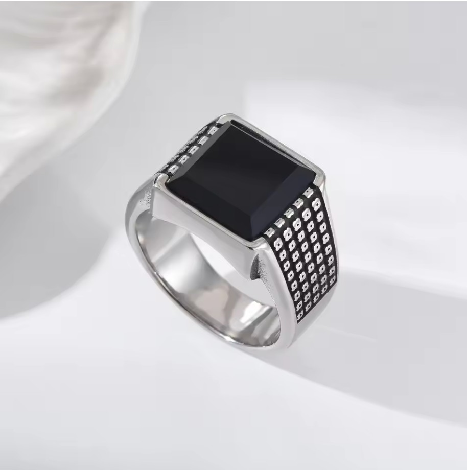 925 Sterling Silver Onyx Stone Ring