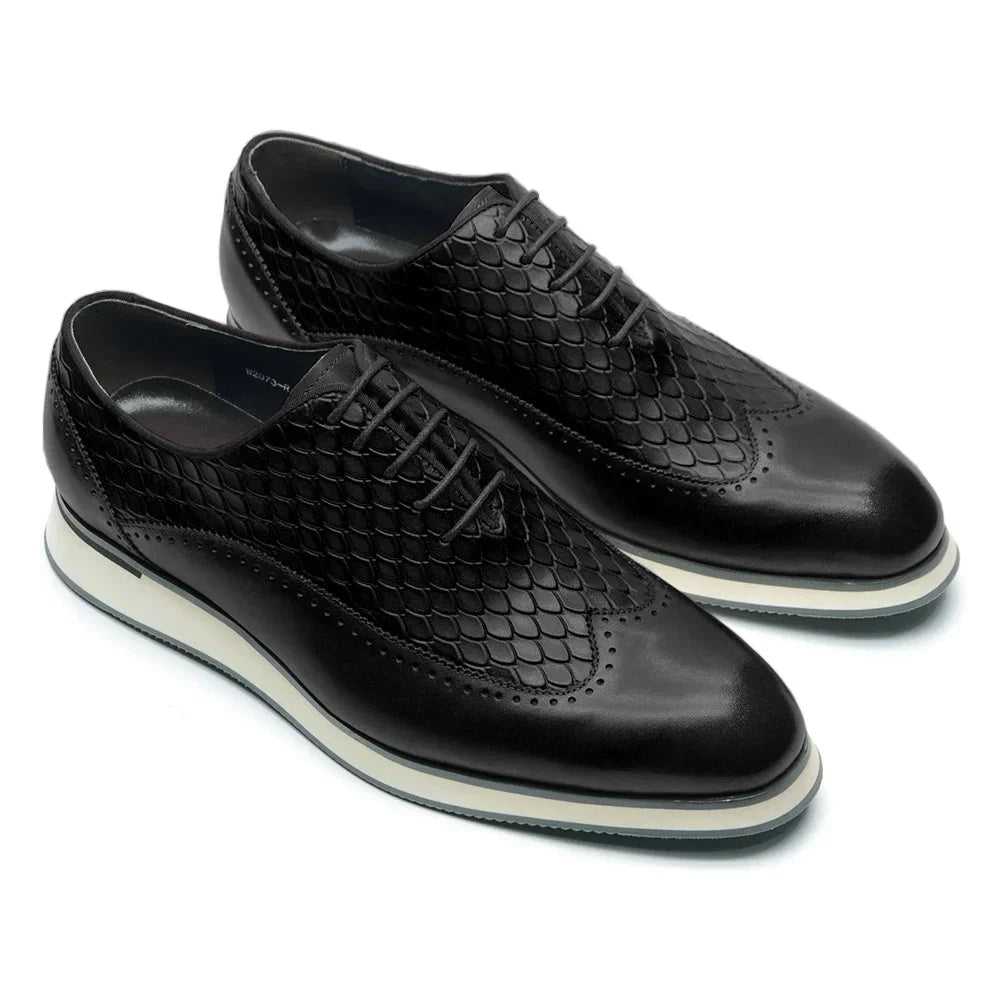 Chiseled Pattern Oxford Shoes
