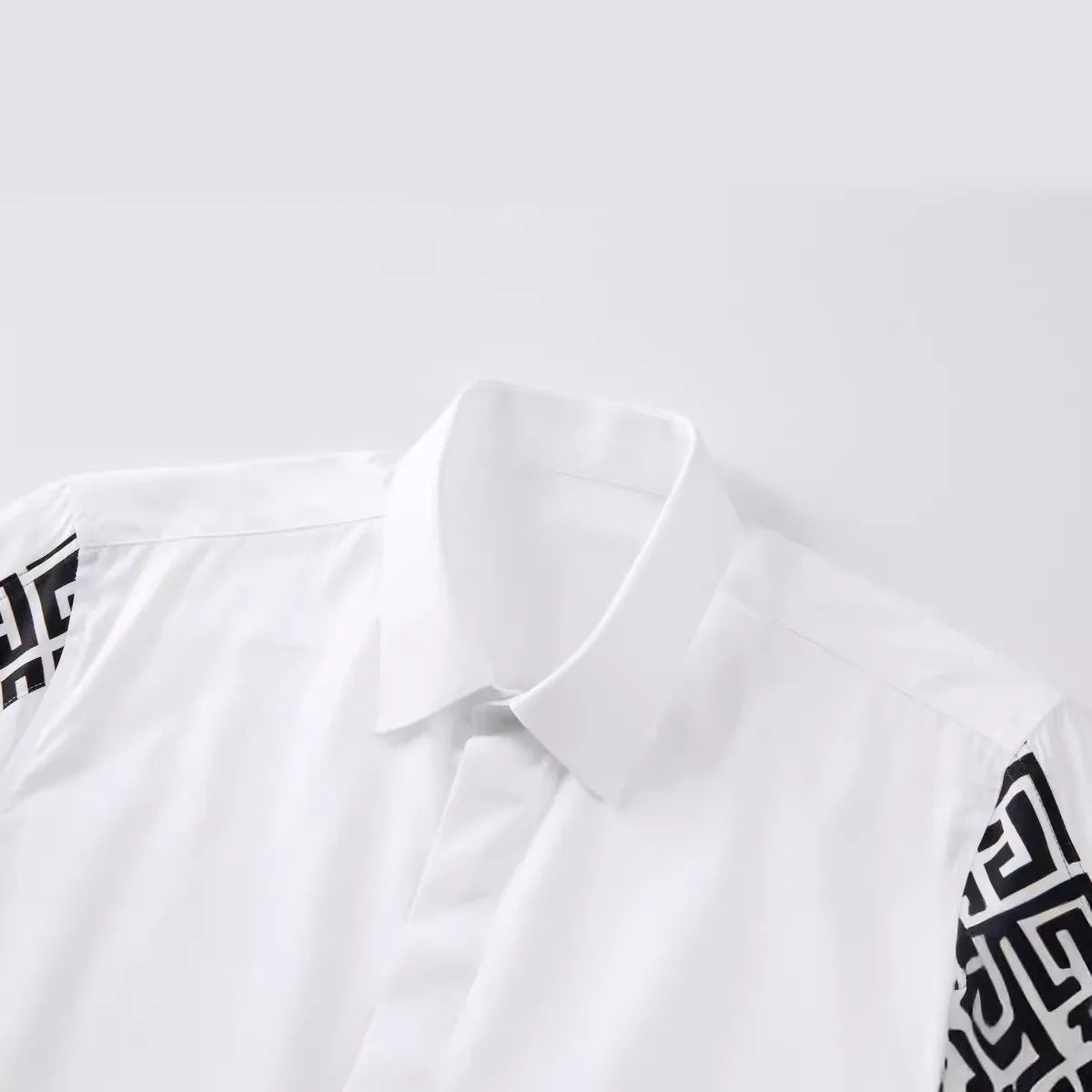 Geometric Long Sleeves Printed Shirt