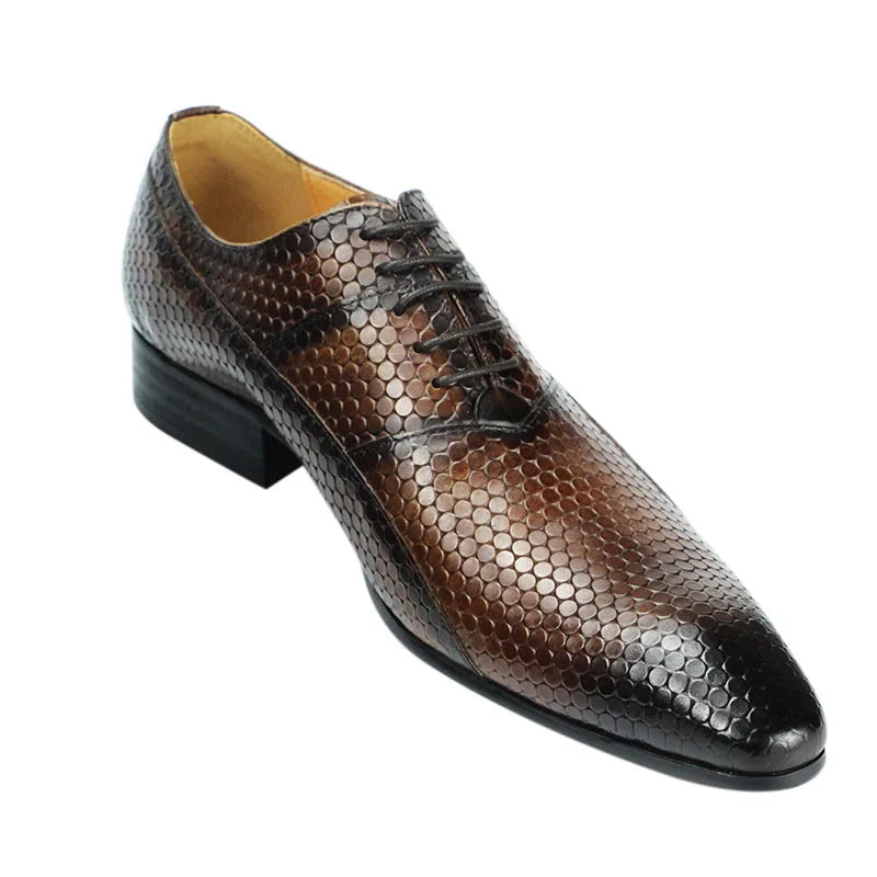 Upper Exquisite Carved Lace-Up Leather Shoes