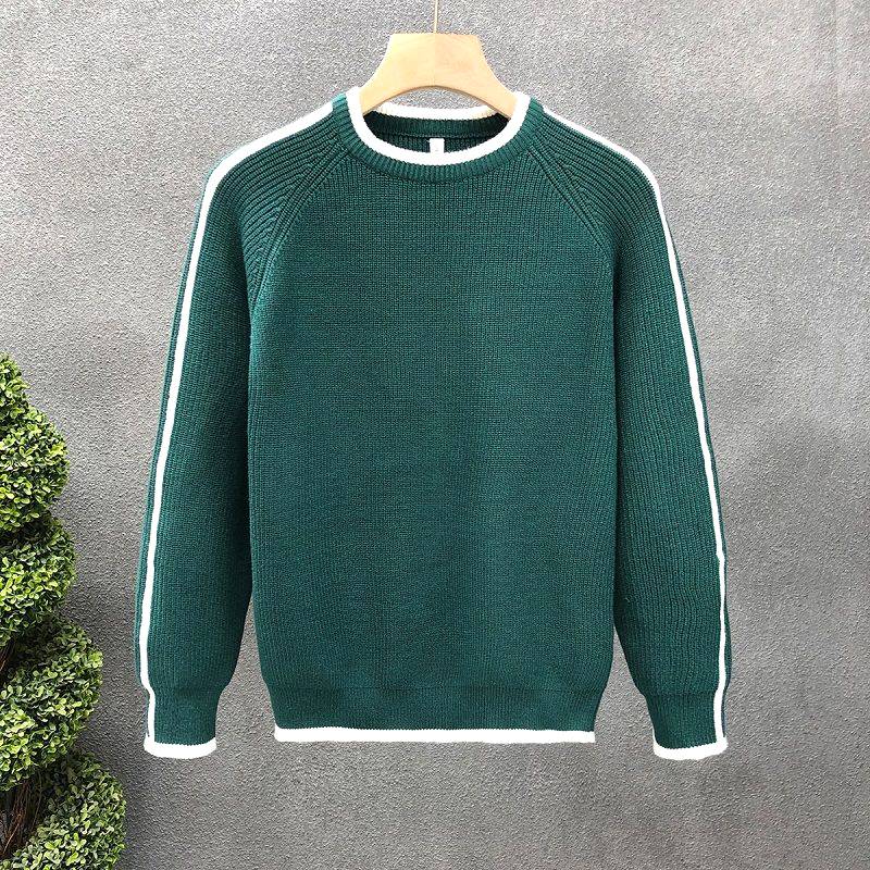 Solid Spliced Round Neck Sweater