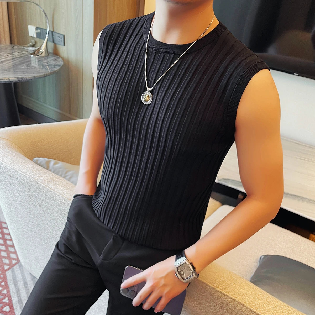 Men's Striped Knitted O-Neck Tank Top