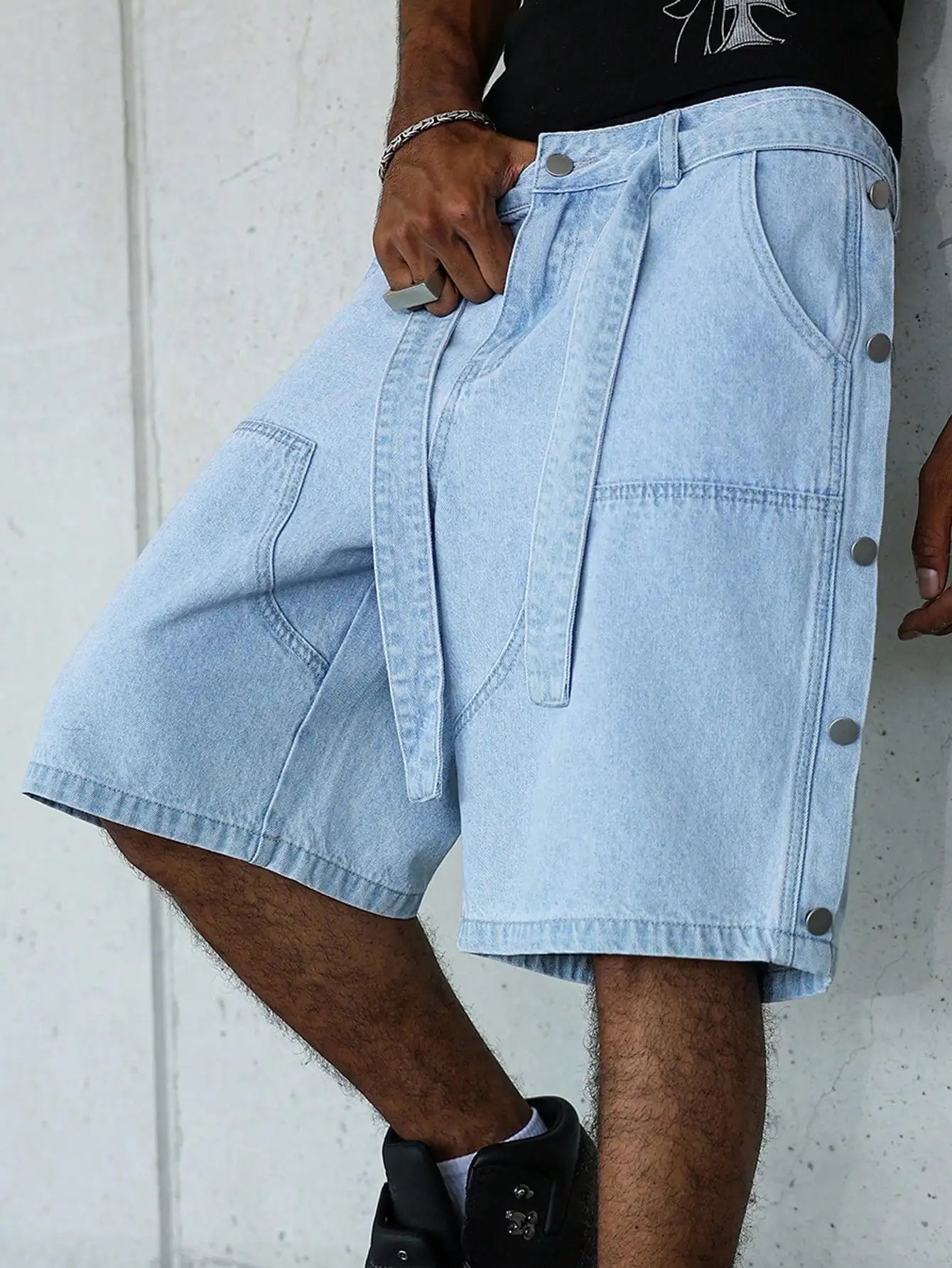 Side-Button Loose Denim Shorts