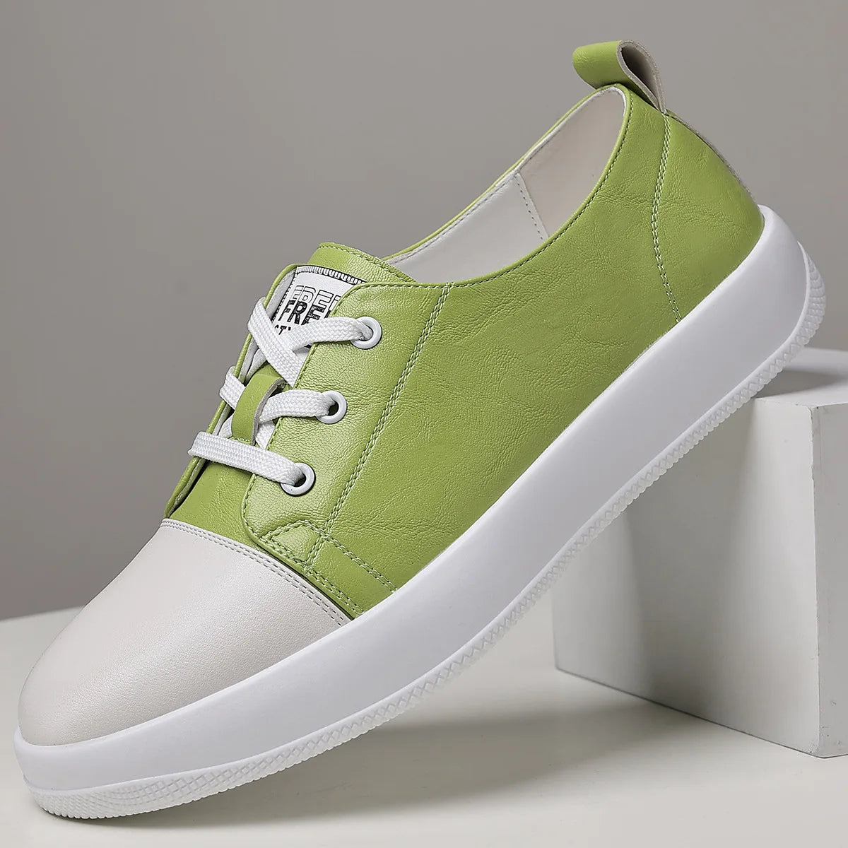 Solid Leather Casual Low-Top Sneakers
