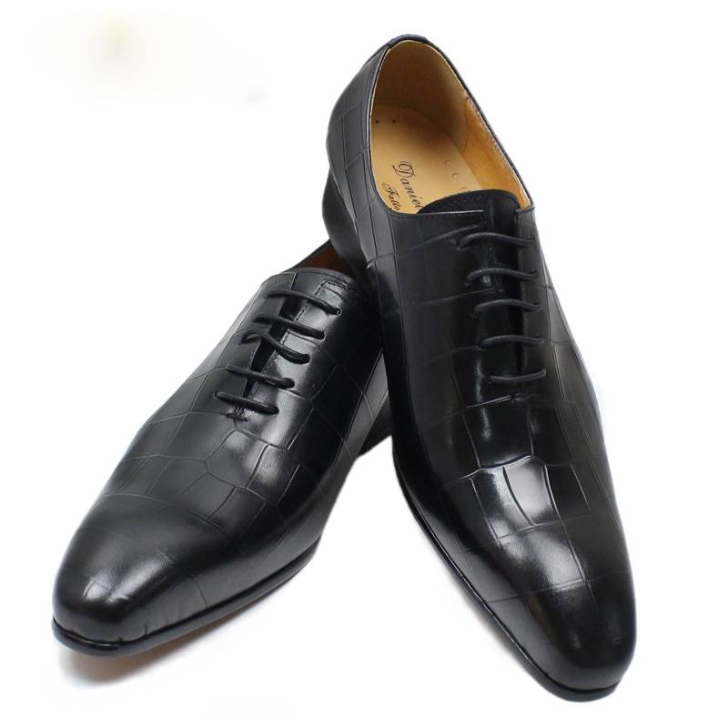 Genuine Leather Crocodile Skin Pattern Pointed Toe Classic Style Men Shoes