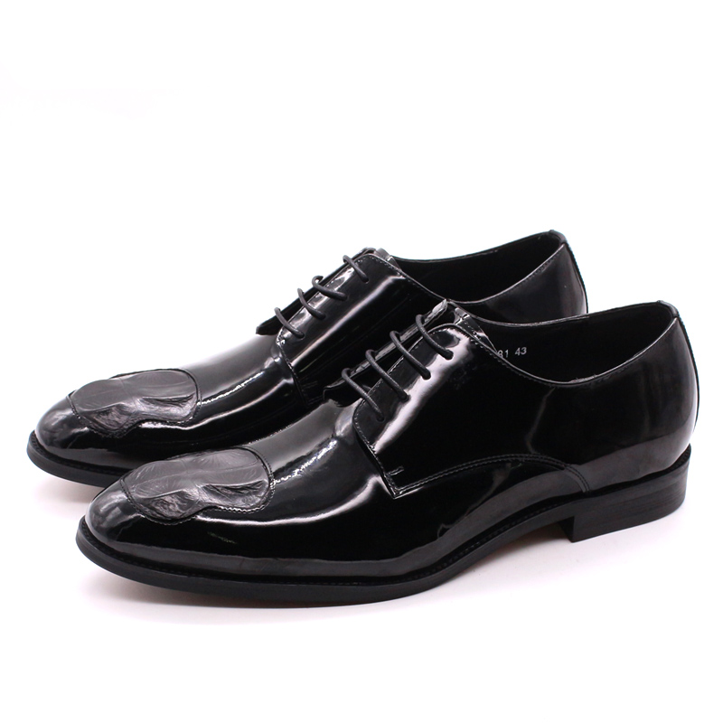 Two Tone Patent Leather Toe Accent Men Shoes