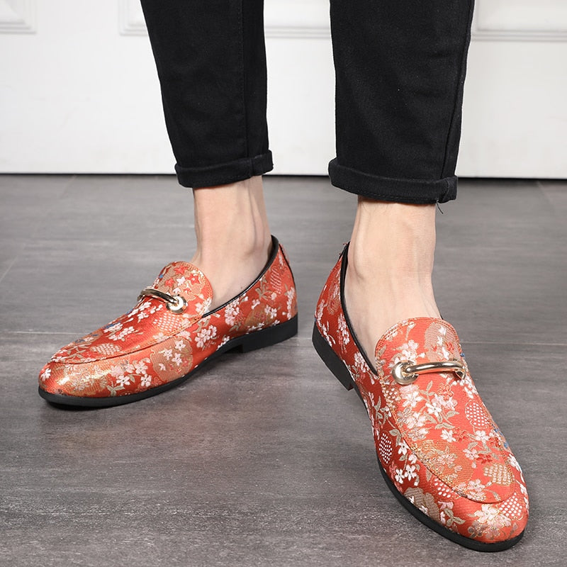 Oriental Floral Embroidery Men Formal Loafers