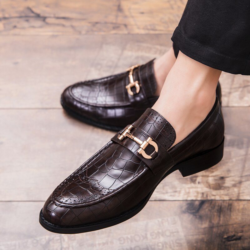 Crocodile Patterned PU Leather Men Loafers