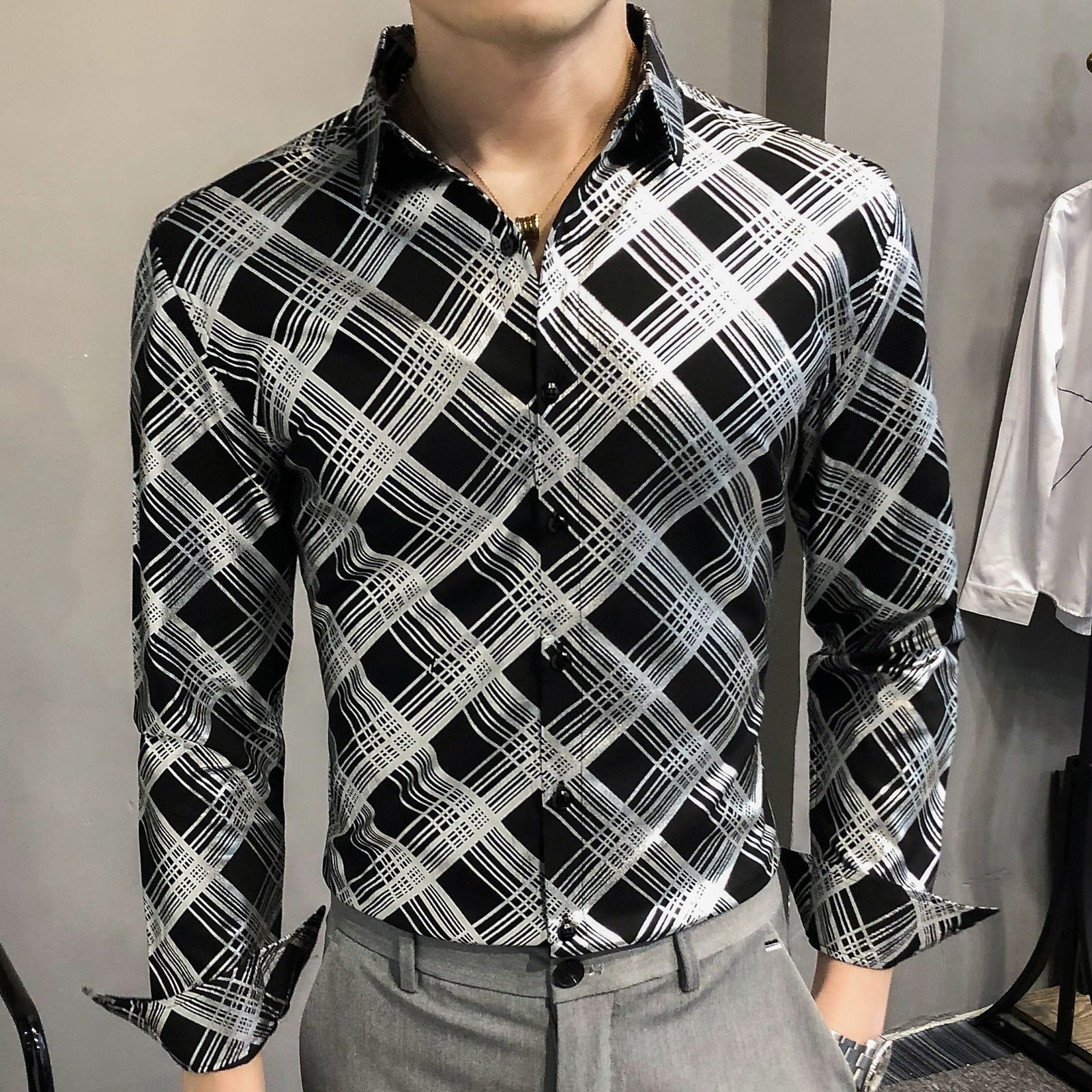 Diagonal Lattice Printed Long-Sleeved Shirts