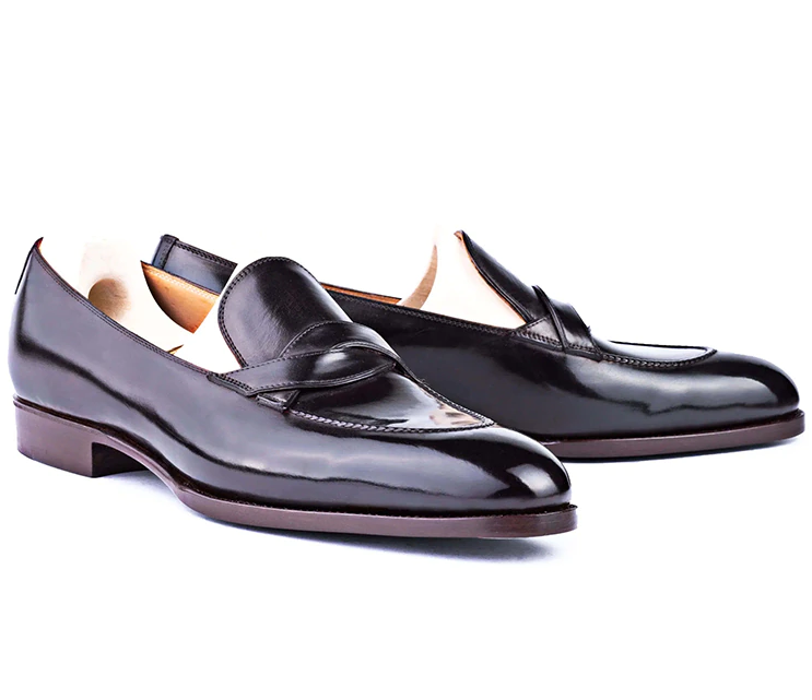 Solid Shine Spine Deco Shoes