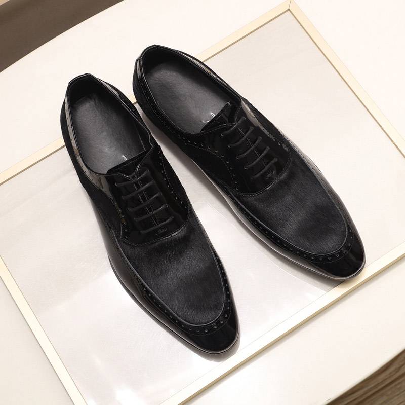 Stylish Oxford Patent Leather with Horse Hair Design Men Shoes