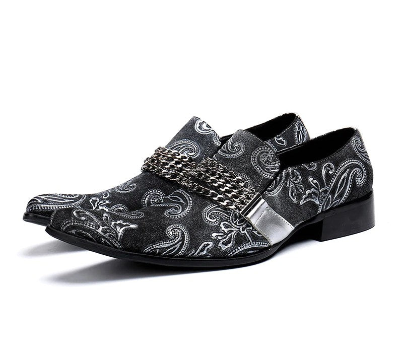 Vintage Pointed Toe Paisley with Chain Ornament Detail Men Shoes