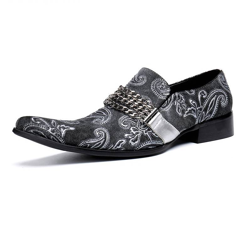 Vintage Pointed Toe Paisley with Chain Ornament Detail Men Shoes