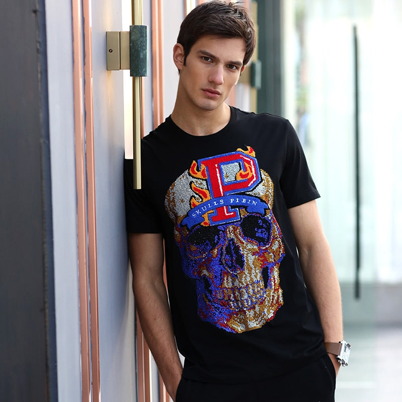 Rhinestones Skull Sillhouette Decorated T-Shirt