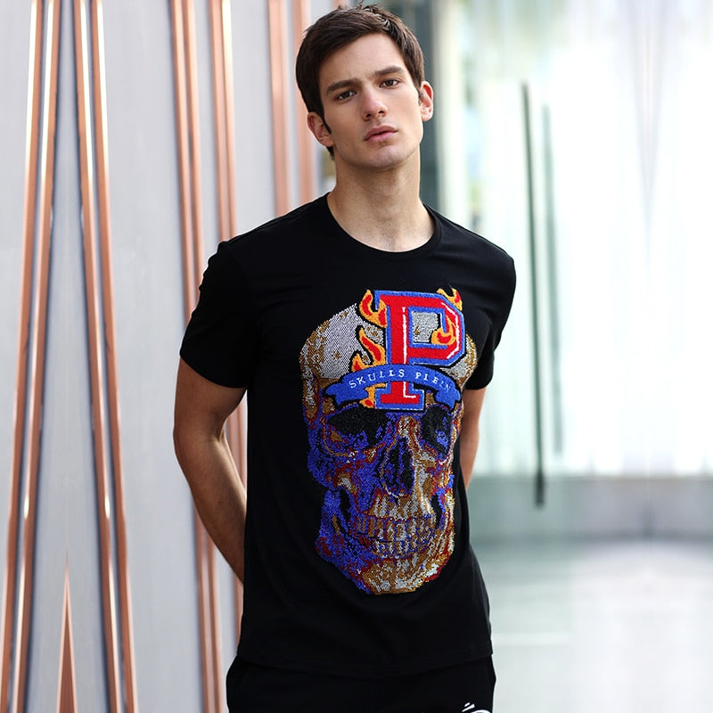 Rhinestones Skull Sillhouette Decorated T-Shirt