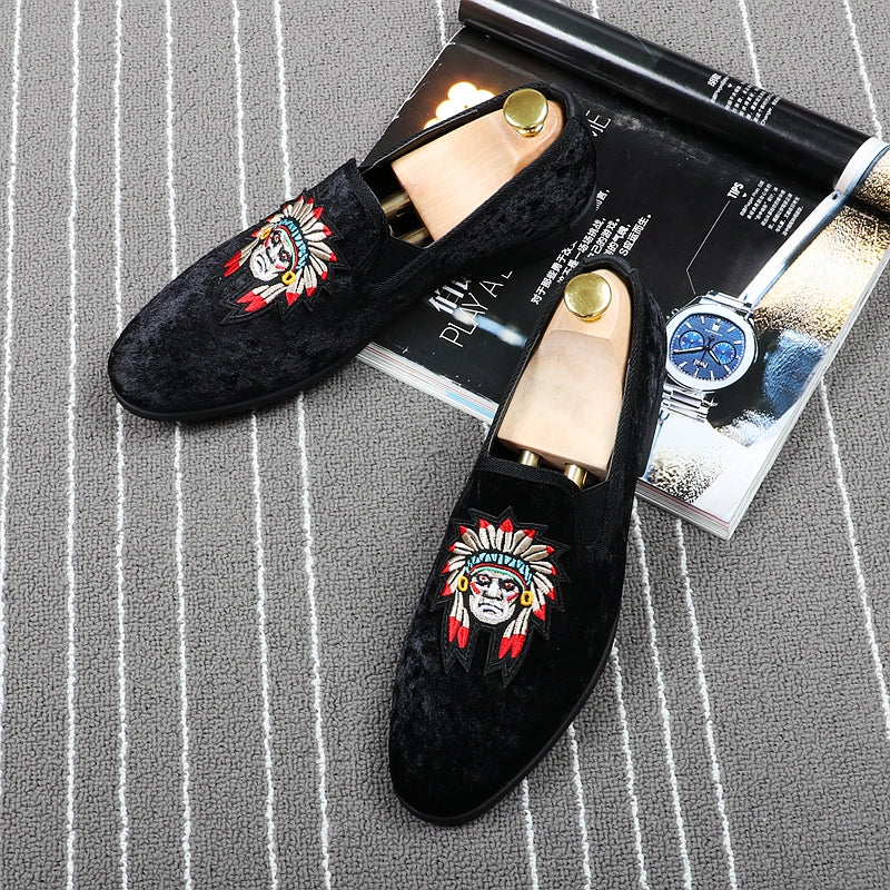 Indian Head Embroidery Men Velvet Loafers Shoes