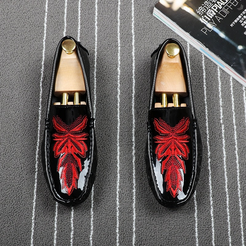 Casual Embroidery Flea Design Men Shoes