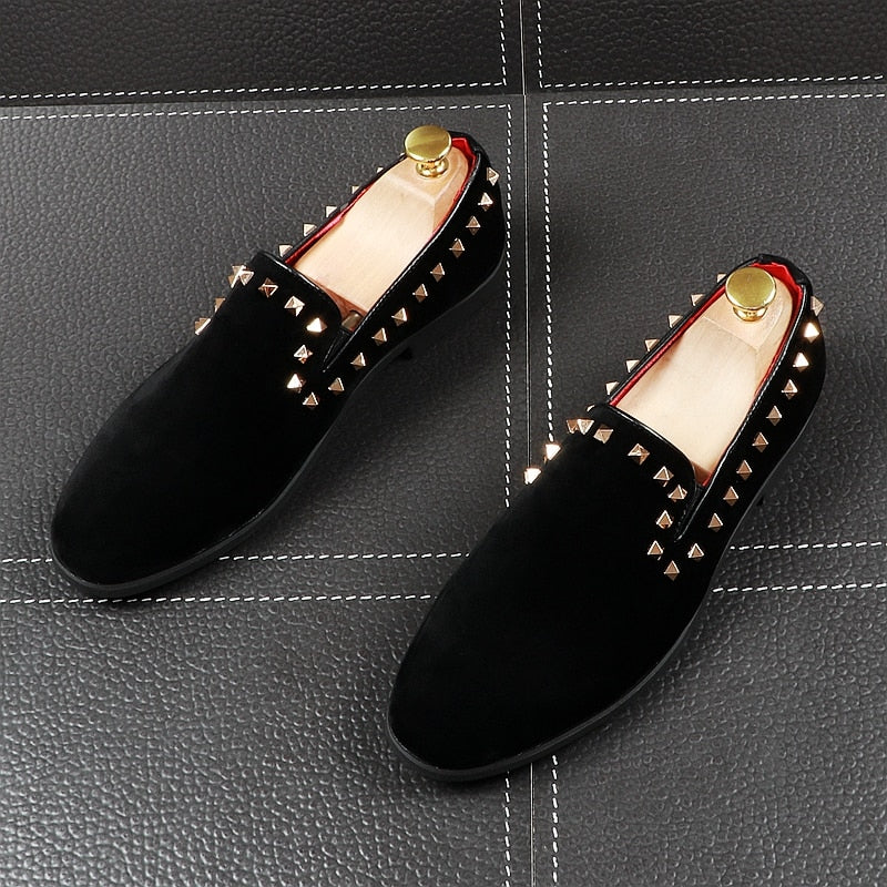 Casual Breathable Pointed Toe Slip on with Square Rivets Men Loafers