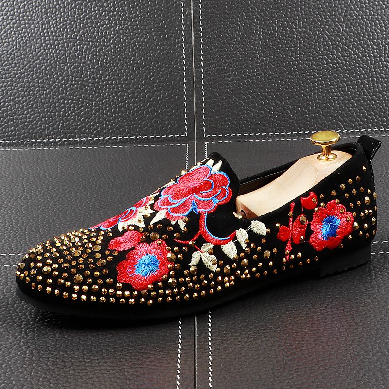 Black with Crystal and Flowers Embroidery Pattern Men Loafers Shoes