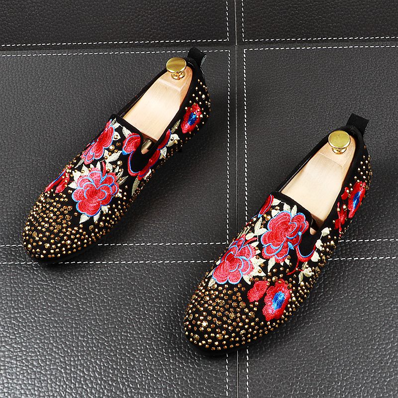 Black with Crystal and Flowers Embroidery Pattern Men Loafers Shoes