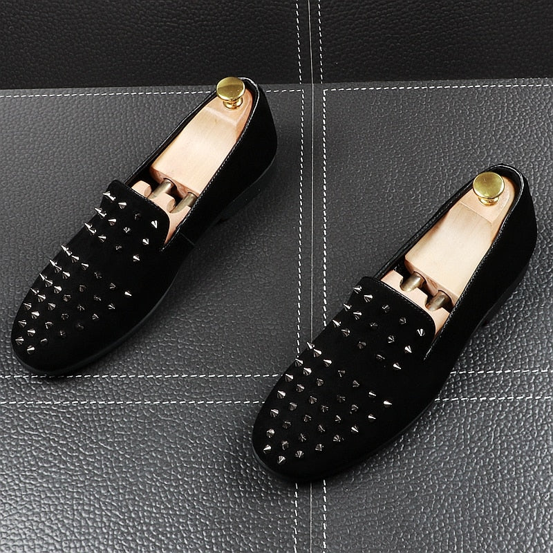 Solid Black Rivets Punk Style Men Loafers Shoes