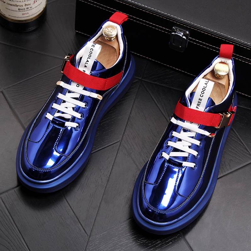 Fancy Casual Lace Up with Red Strap Buckle Men Sneaker