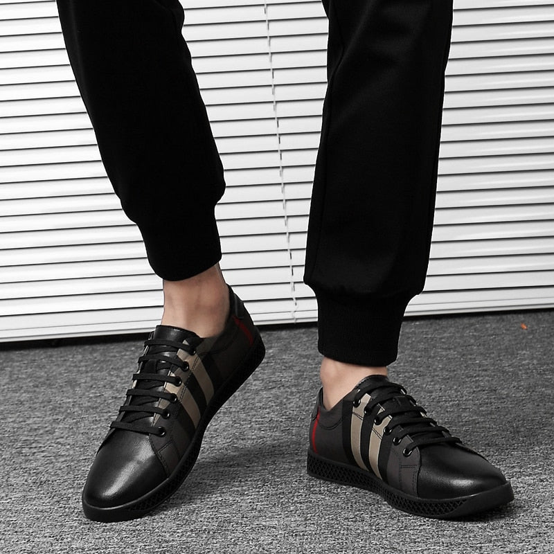 Casual Genuine Leather Stripe Pattern Lace Up Men Sneaker - FanFreakz