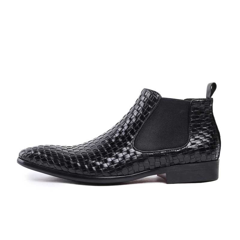 Grid Pattern Solid Leather Boots